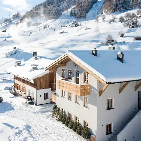 Chalet Marmotta 